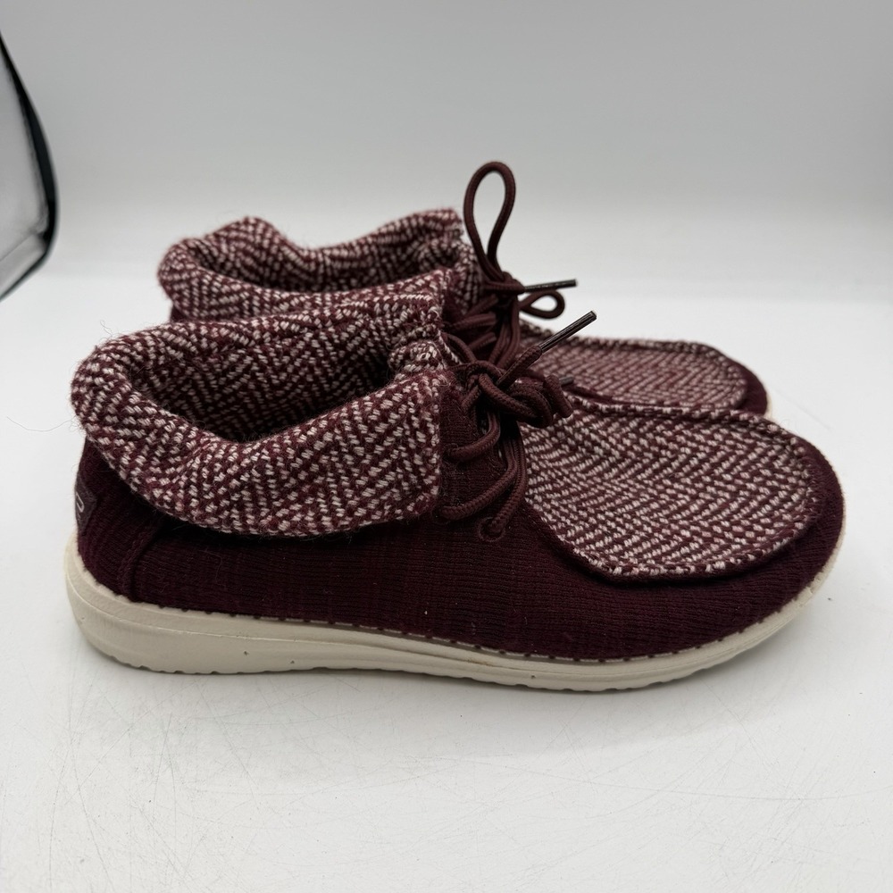 Hey Dude Britt Shoes Womens Sz 7 Burgundy Red/White Mix Ankle Bootie Lightweight
